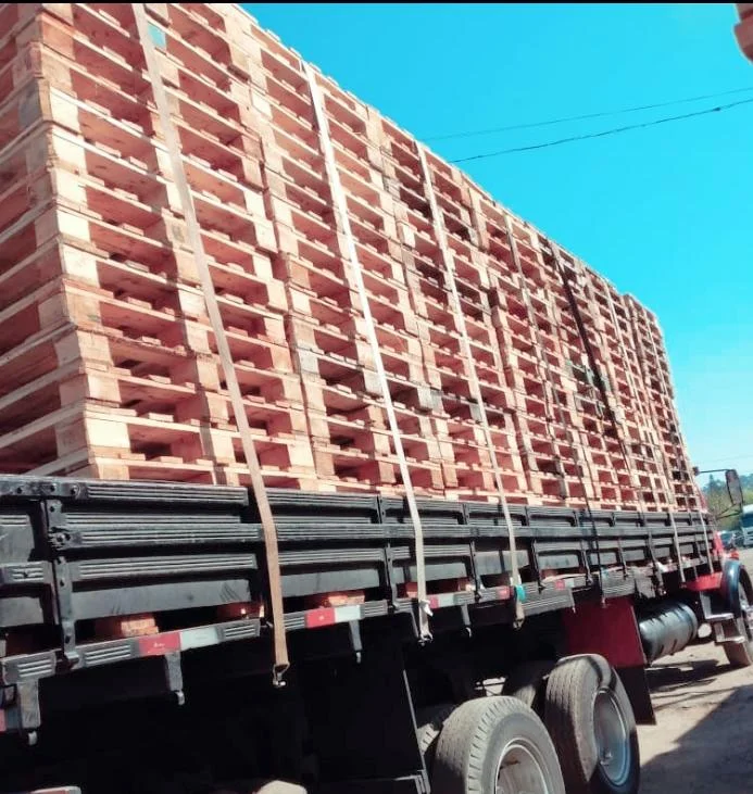 JLM Pallets - equipe e operação de pallets