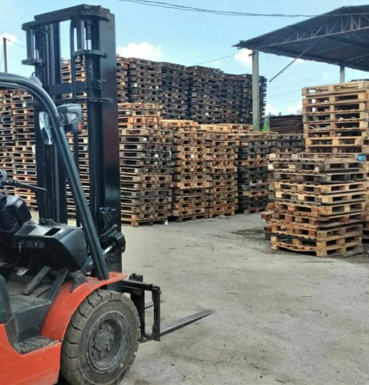 JLM Pallets - pátio de armazenagem de pallets